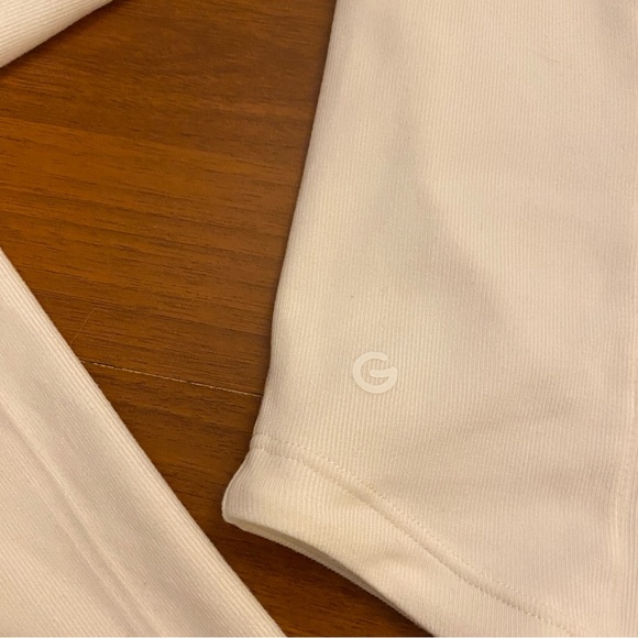 Glowmode Sandwashed Modal Rib Curve Hem Long Sleeve Crop Top - Picture 4 of 5